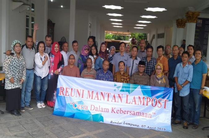 Universitas Mitra Indonesia Berikan Beasiswa Kepada Keluarga  Alumni Lampung Post